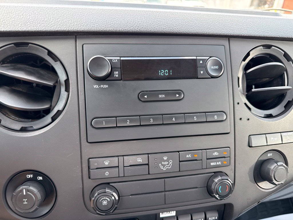 Used 2015 Ford F250 XL w/ Power Equipment Group AWD/4WD image 33
