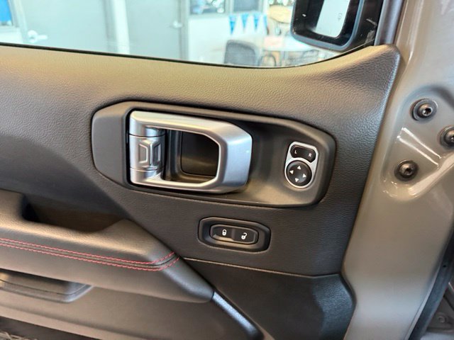 Used 2023 Jeep Wrangler Unlimited Rubicon 4xe AWD/4WD image 21