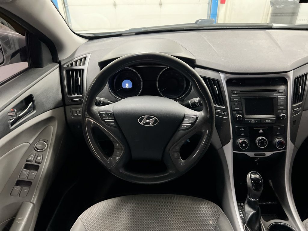 Used 2014 Hyundai Sonata GLS w/ Popular Equipment Group 2 FWD image 11