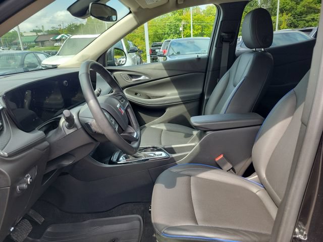 Used 2025 Buick Encore GX Sport Touring w/ Advanced Technology Package FWD image 15