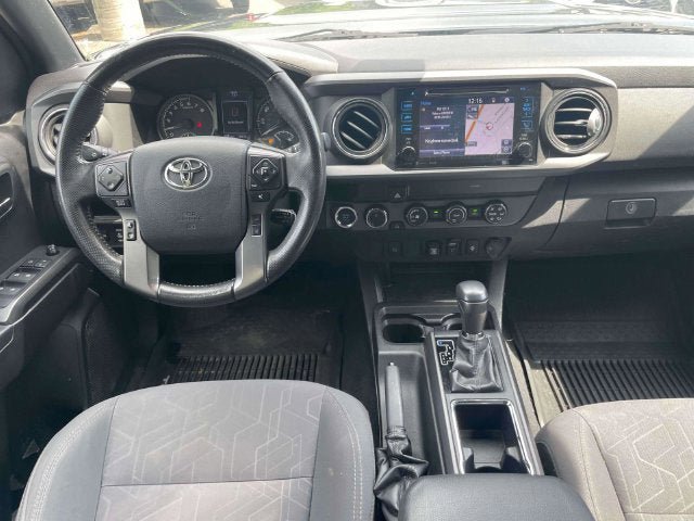 Used 2019 Toyota Tacoma TRD Sport AWD/4WD image 15