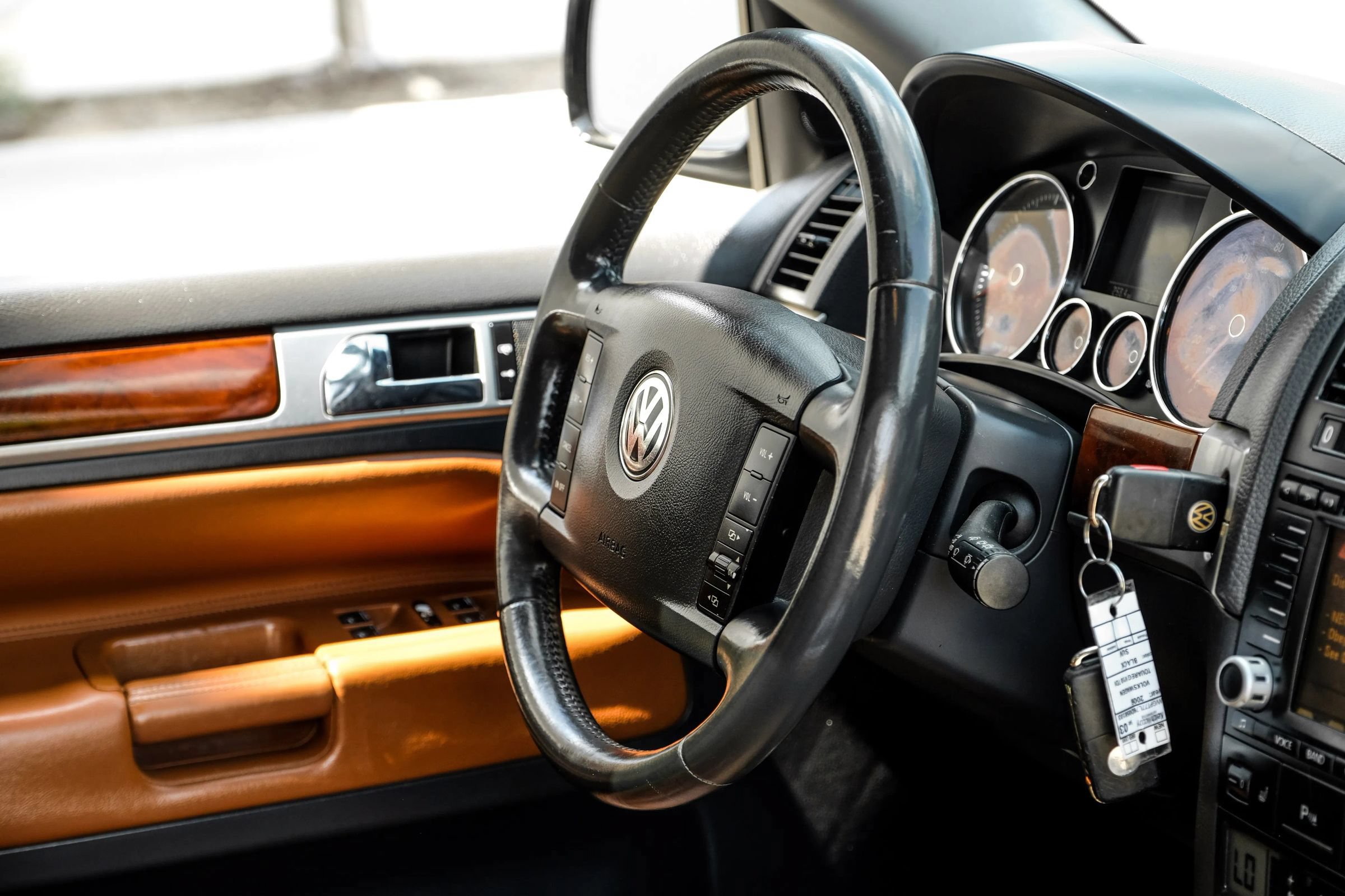 Used 2006 Volkswagen Touareg V10 TDI AWD/4WD image 17