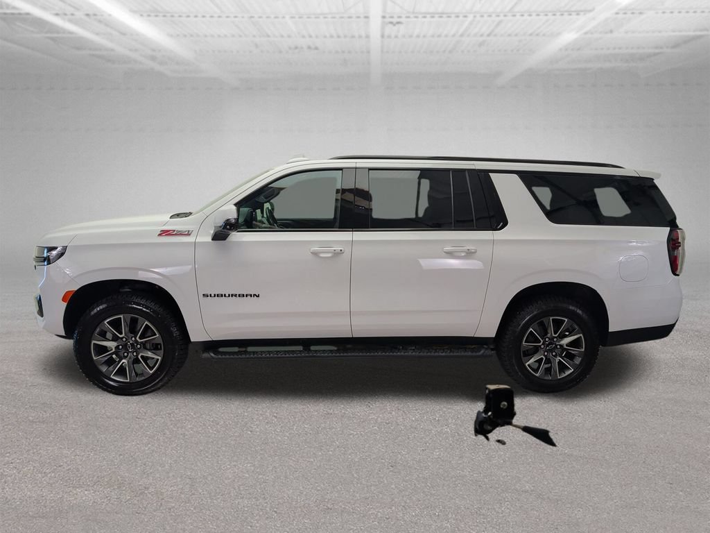 Used 2024 Chevrolet Suburban Z71 w/ Luxury Package AWD/4WD image 2