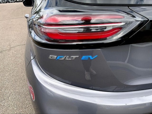Used 2023 Chevrolet Bolt LT w/ Driver Confidence Package FWD image 26