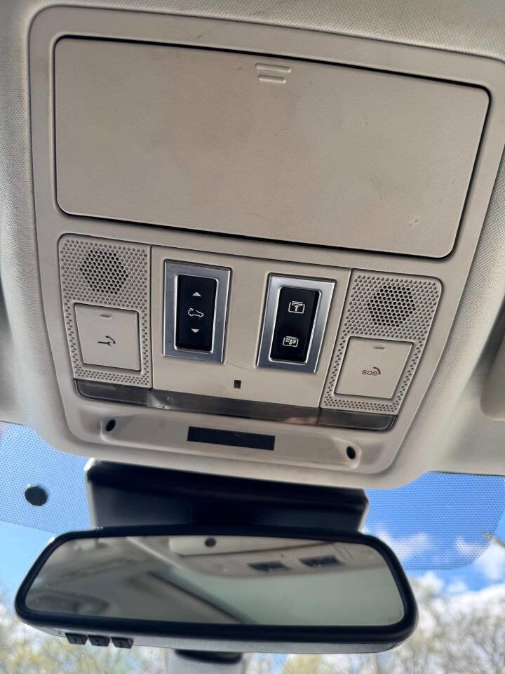 Used 2017 Jaguar F-PACE R-Sport image 47