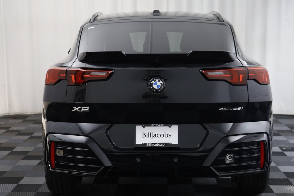 New 2026 BMW X2 xDrive28i w/ Technology Package AWD/4WD image 17