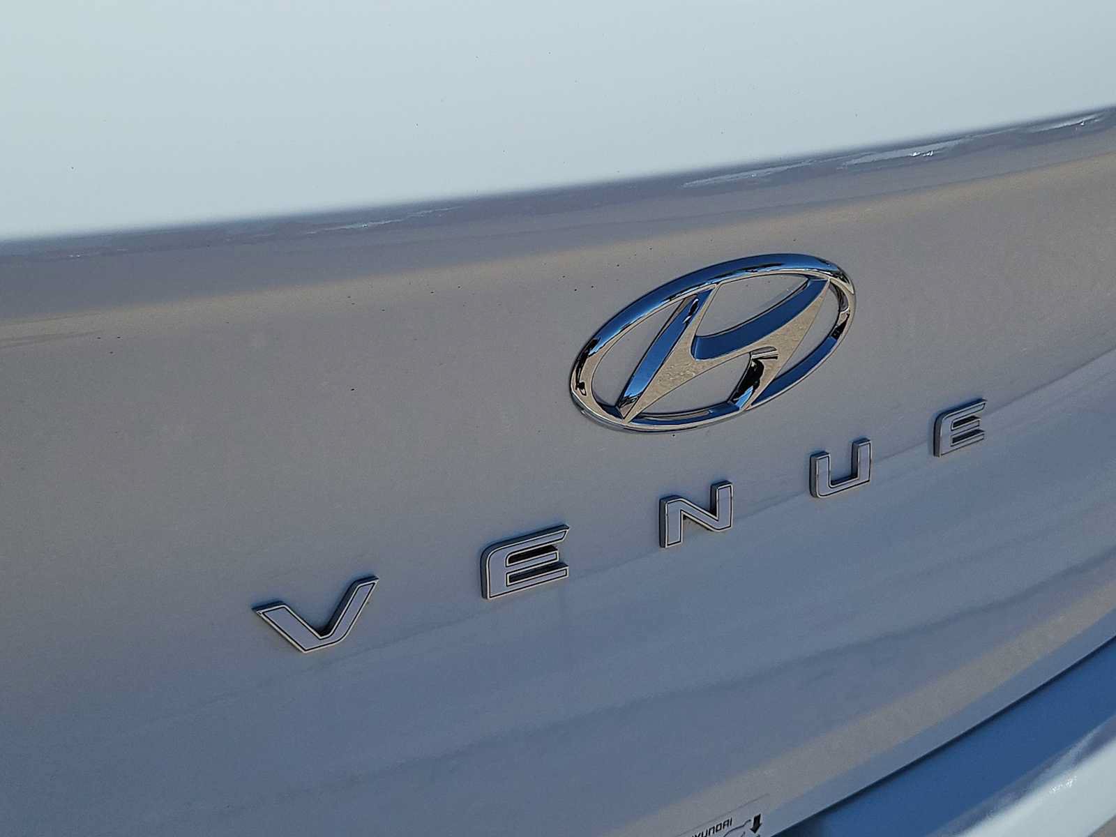 Used 2026 Hyundai Venue SEL FWD image 12