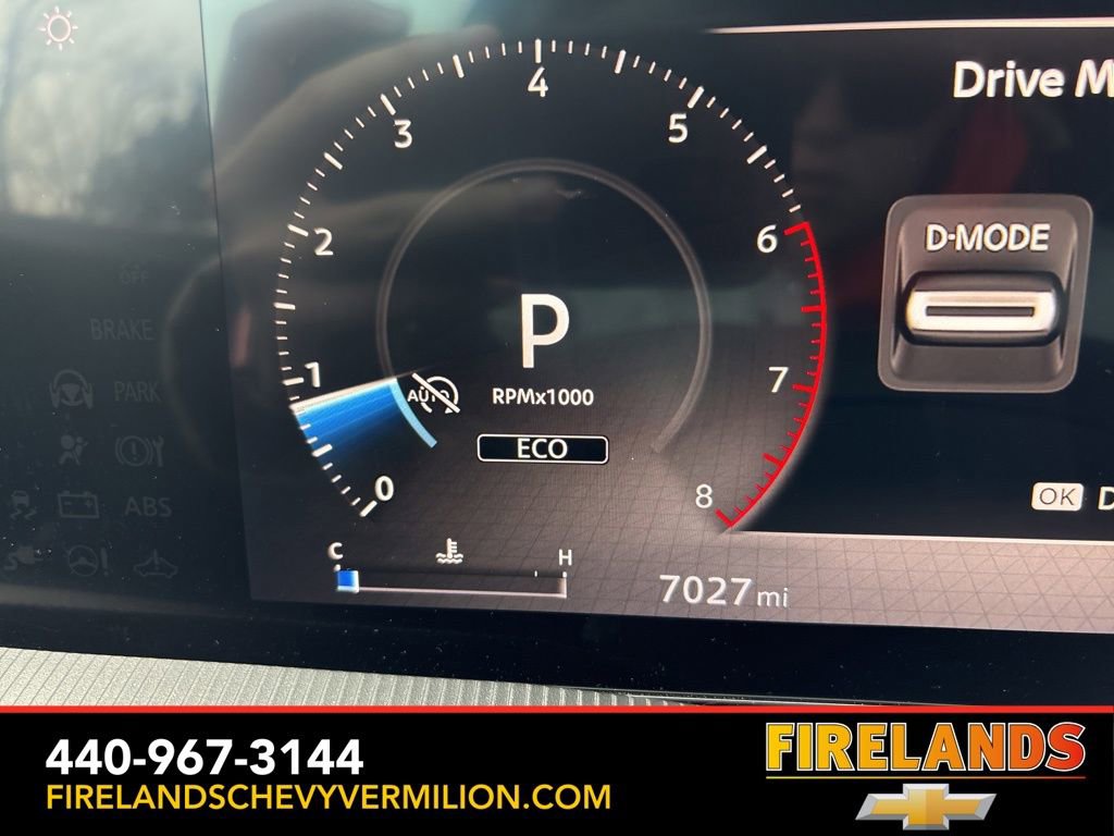 Used 2025 Nissan Murano SV image 29