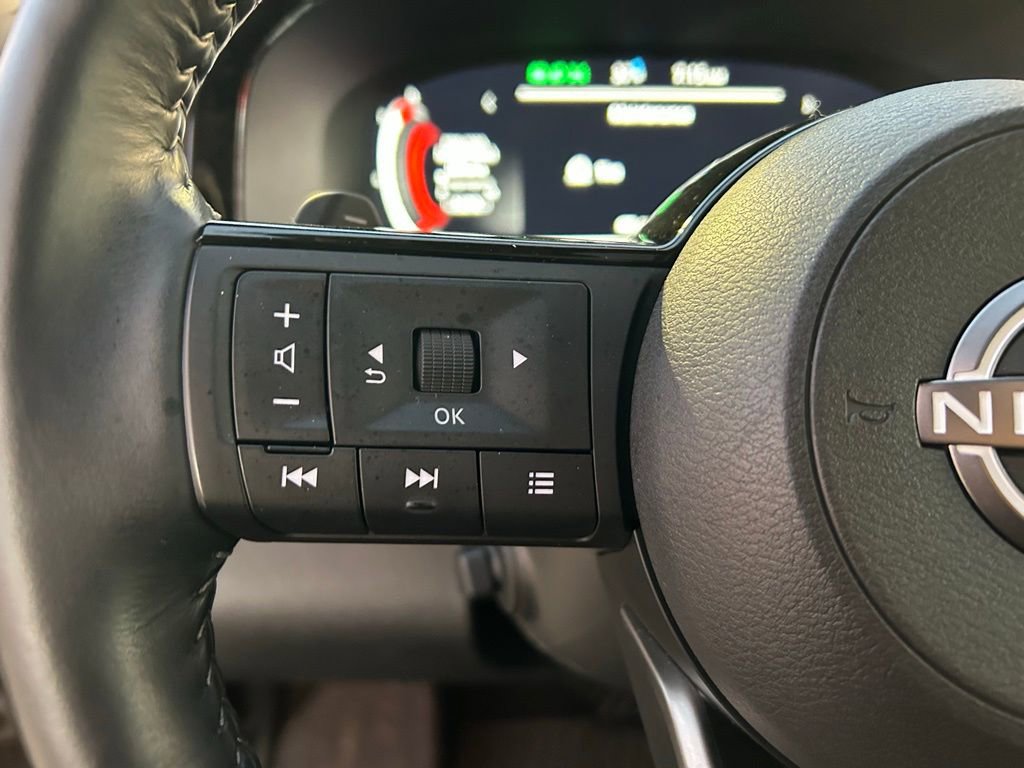 Used 2023 Nissan Pathfinder Platinum image 30