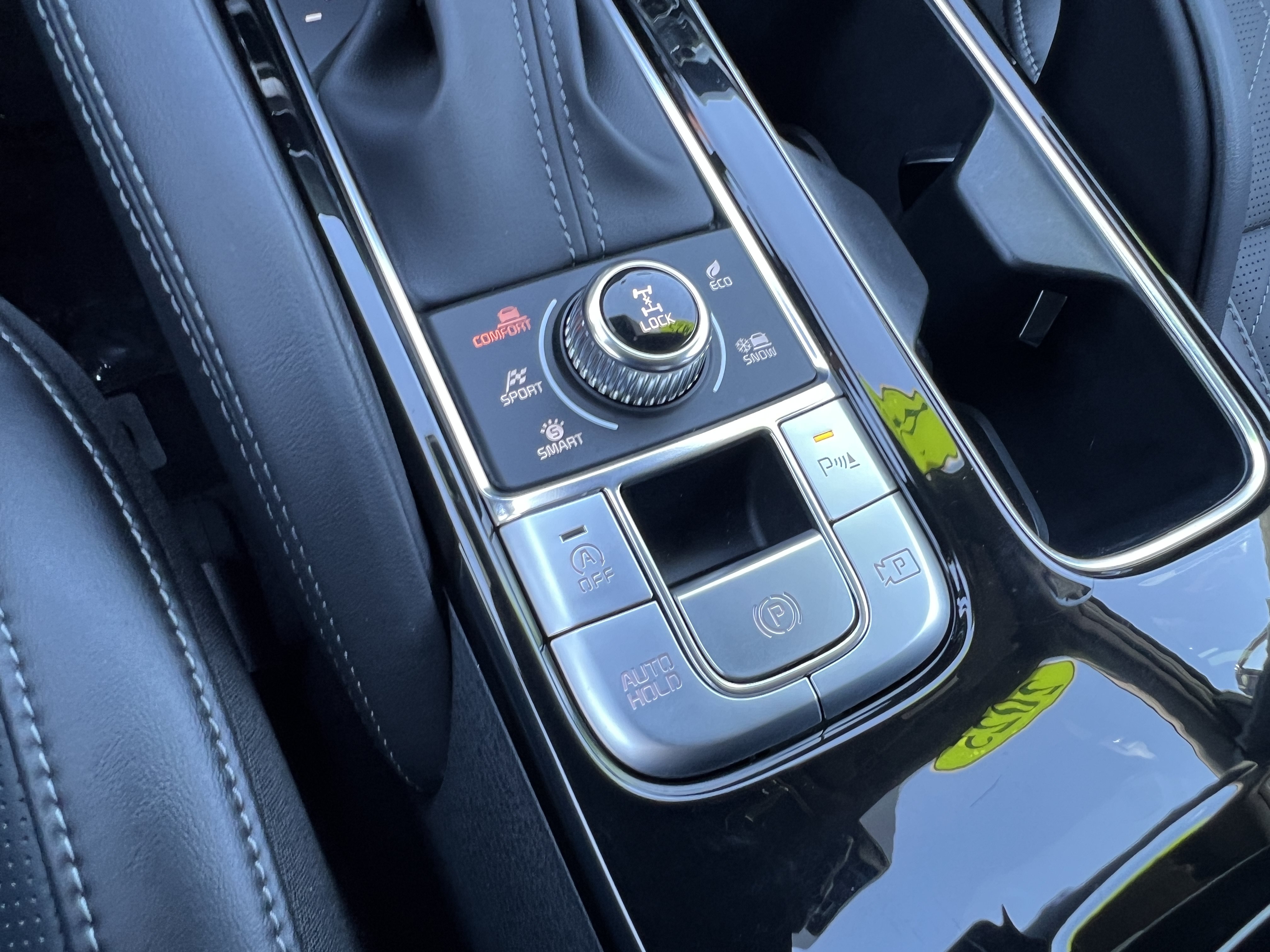 Certified 2025 Kia Telluride SX Prestige X-Line AWD/4WD image 32