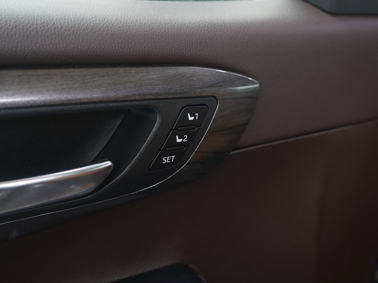 Used 2022 Toyota Highlander Platinum image 24