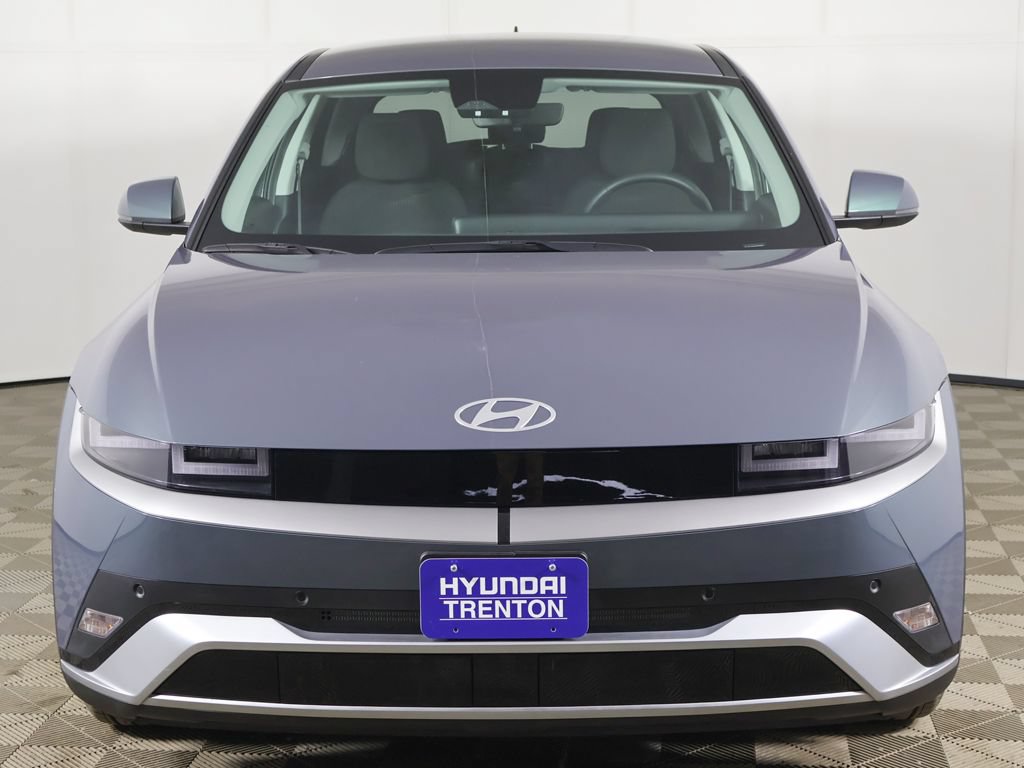 Used 2025 Hyundai Ioniq 5 SE AWD/4WD image 11