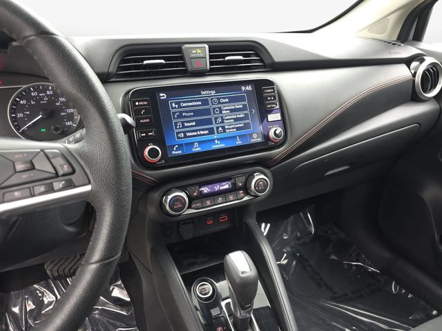 Used 2024 Nissan Versa SR FWD image 20