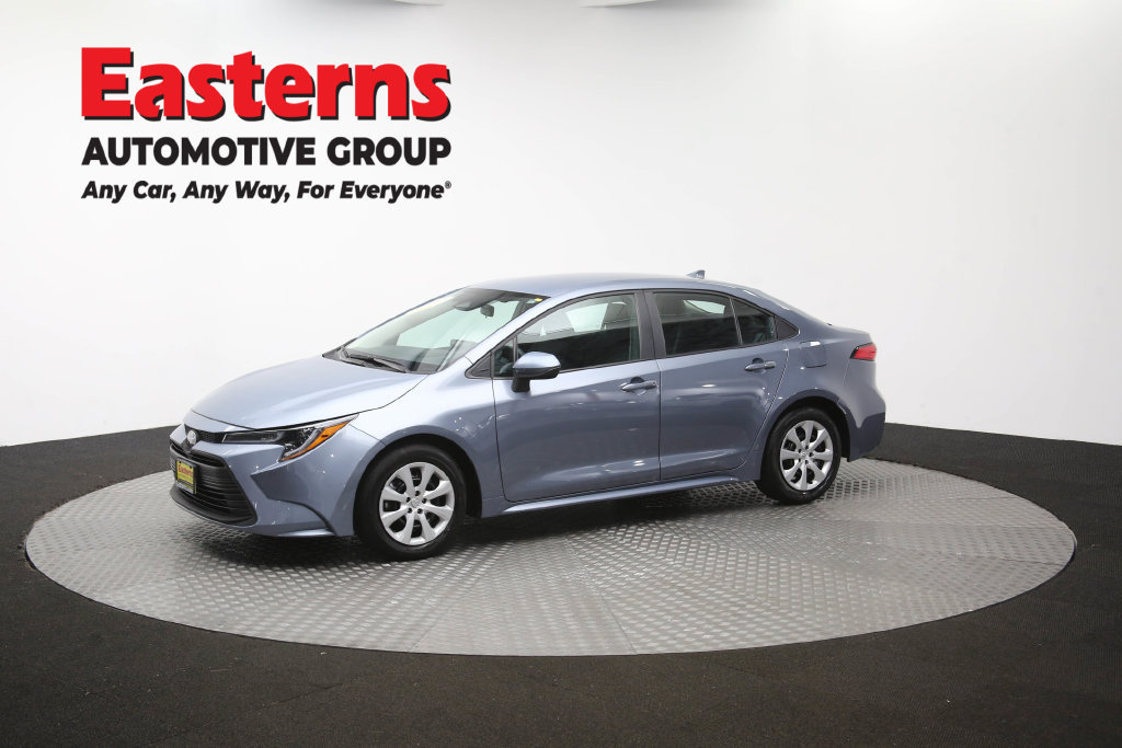 Used 2025 Toyota Corolla LE FWD image 59