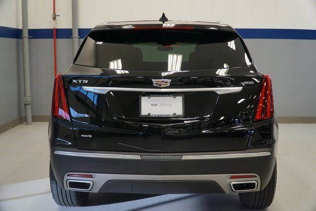 Certified 2022 Cadillac XT5 Premium Luxury image 11