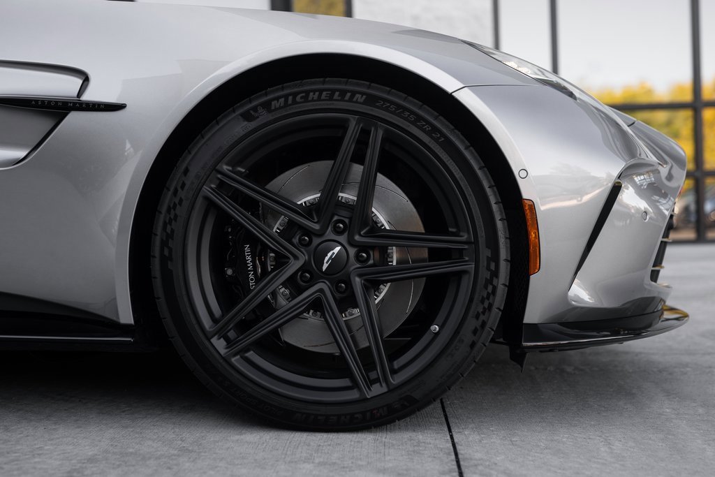 New 2026 Aston Martin V8 Vantage Volante image 5