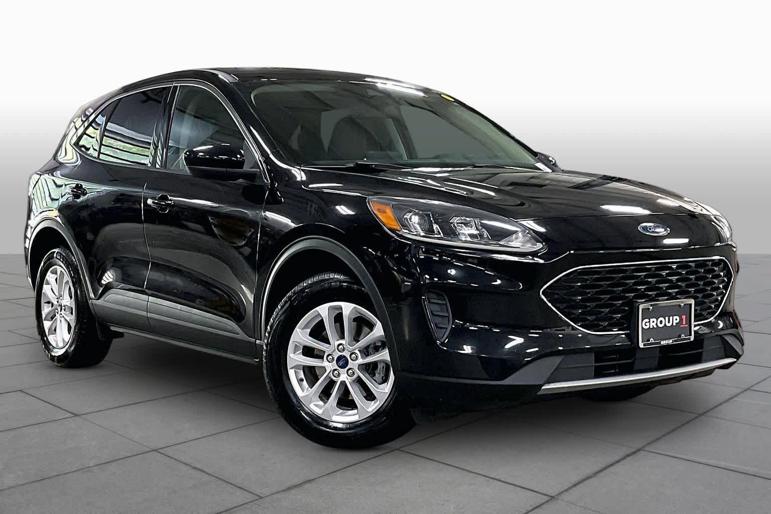 Used 2020 Ford Escape SE AWD/4WD image 3