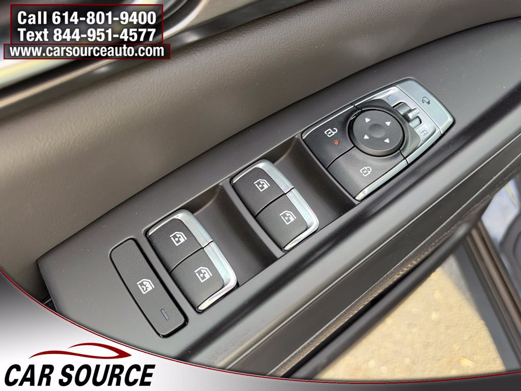 Used 2026 Kia Carnival SX w/ SX Dark Edition Package FWD image 18