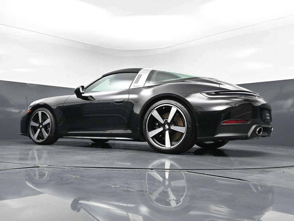 Certified 2026 Porsche 911 Targa 4S AWD/4WD image 27