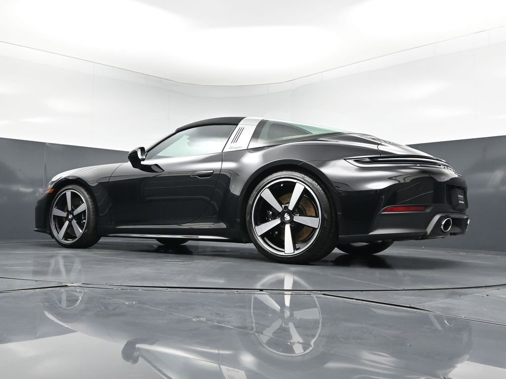 Certified 2026 Porsche 911 Targa 4S AWD/4WD image 27