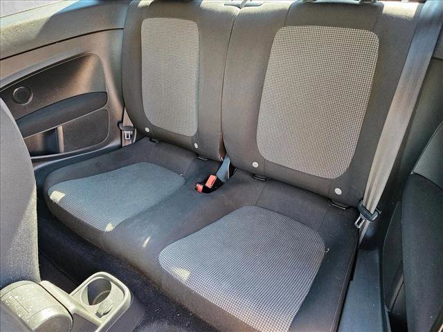 Used 2017 Volkswagen Beetle 1.8T S image 17