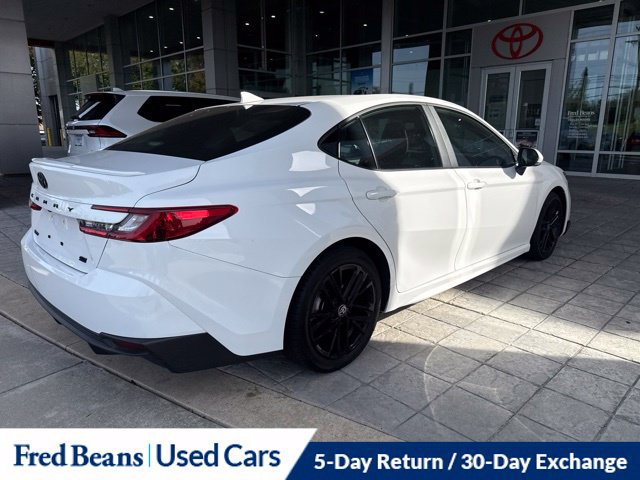 Used 2025 Toyota Camry SE w/ Multimedia Upgrade Package FWD image 5