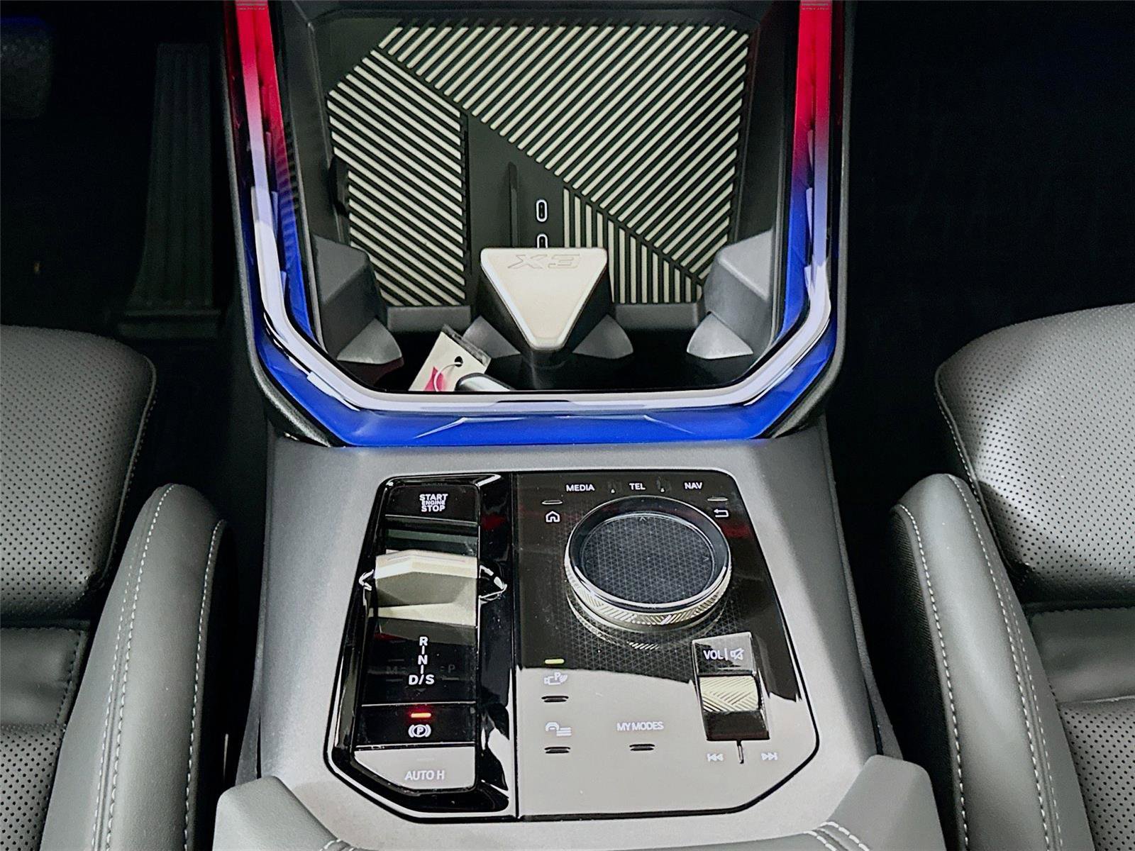 Used 2025 BMW X3 xDrive30i w/ Convenience Package image 17