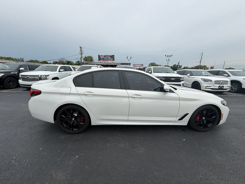 Used 2022 BMW M550i xDrive w/ Executive Package AWD/4WD image 2