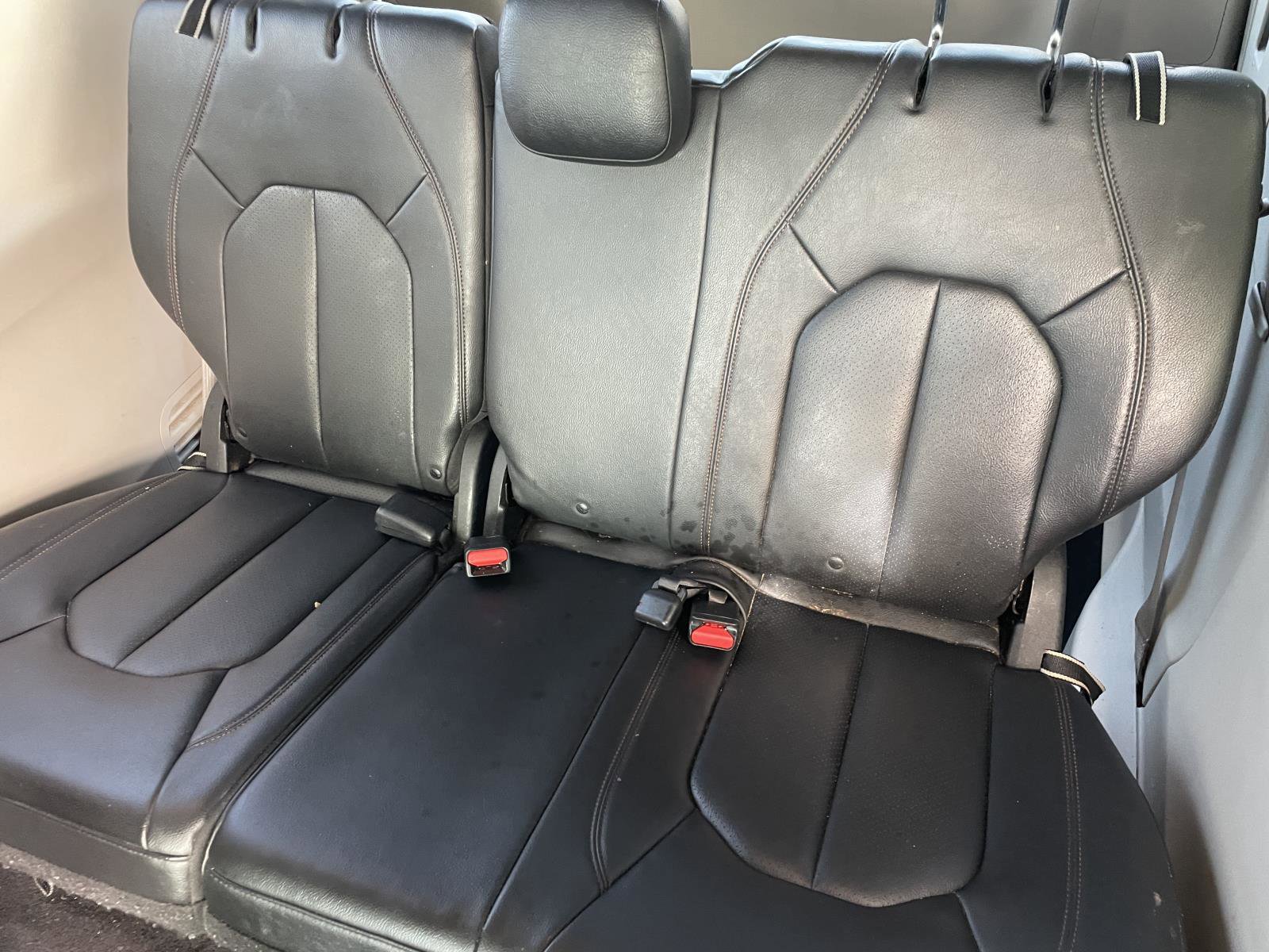 Used 2020 Chrysler Pacifica Touring-L FWD image 7