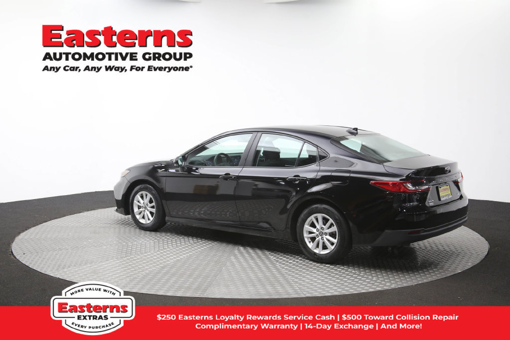 Used 2026 Toyota Camry LE FWD image 65