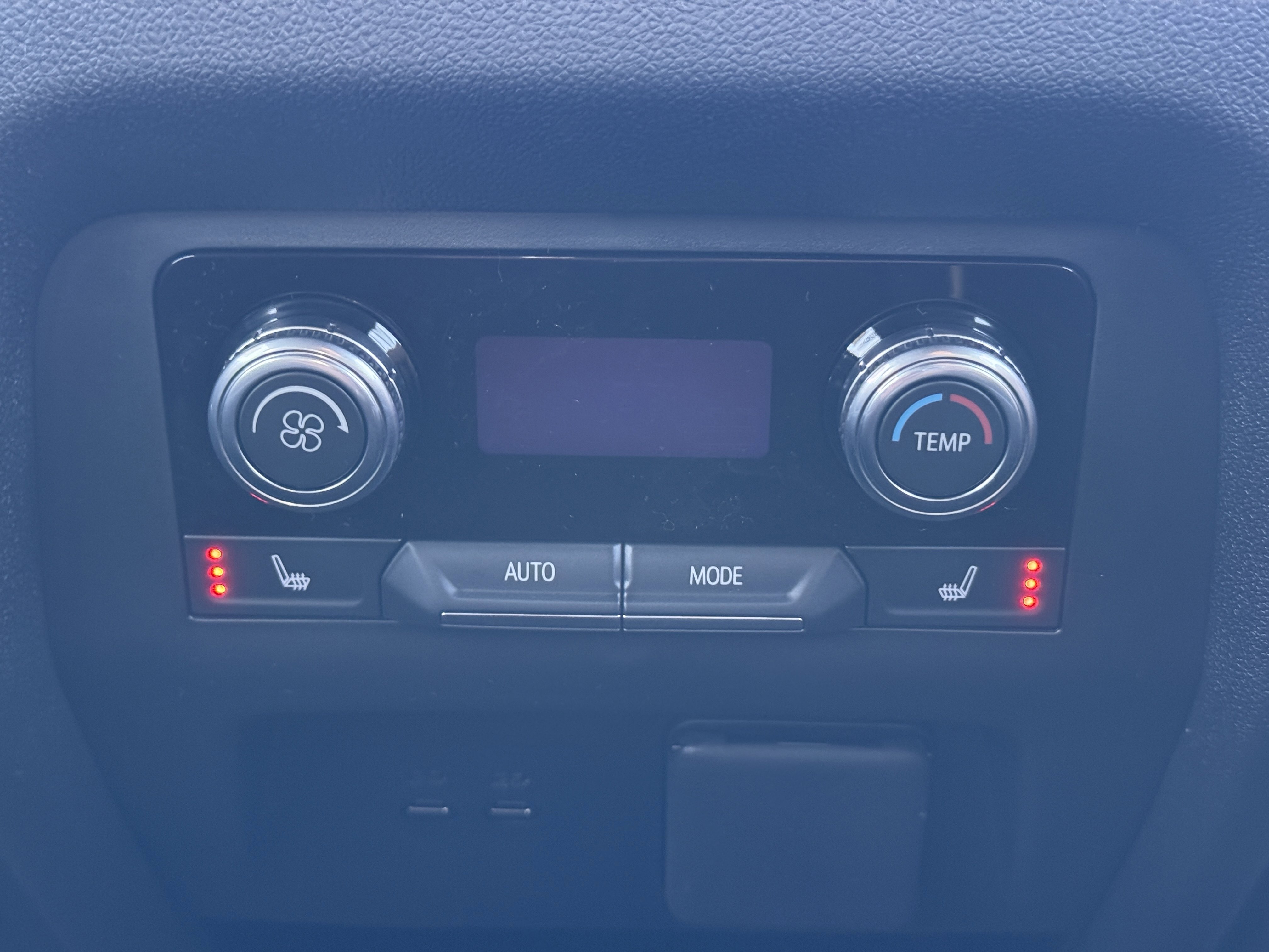 New 2026 GMC Acadia Denali Ultimate w/ LPO, Floor Liner Package image 18