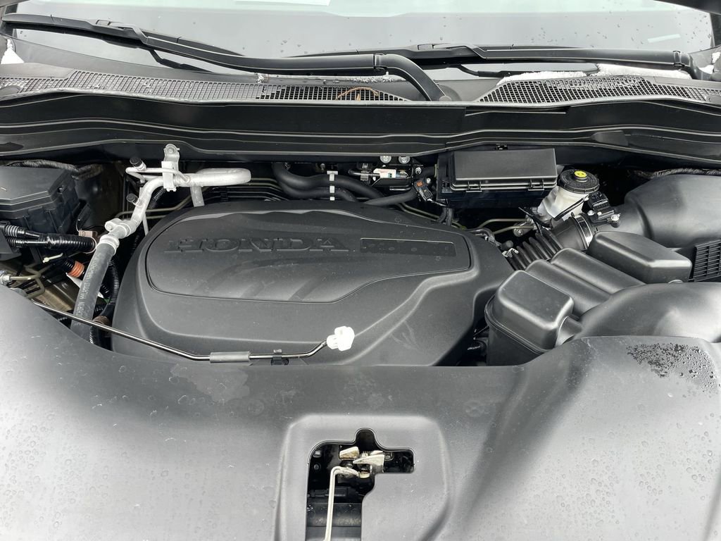 Used 2022 Honda Pilot Touring image 16