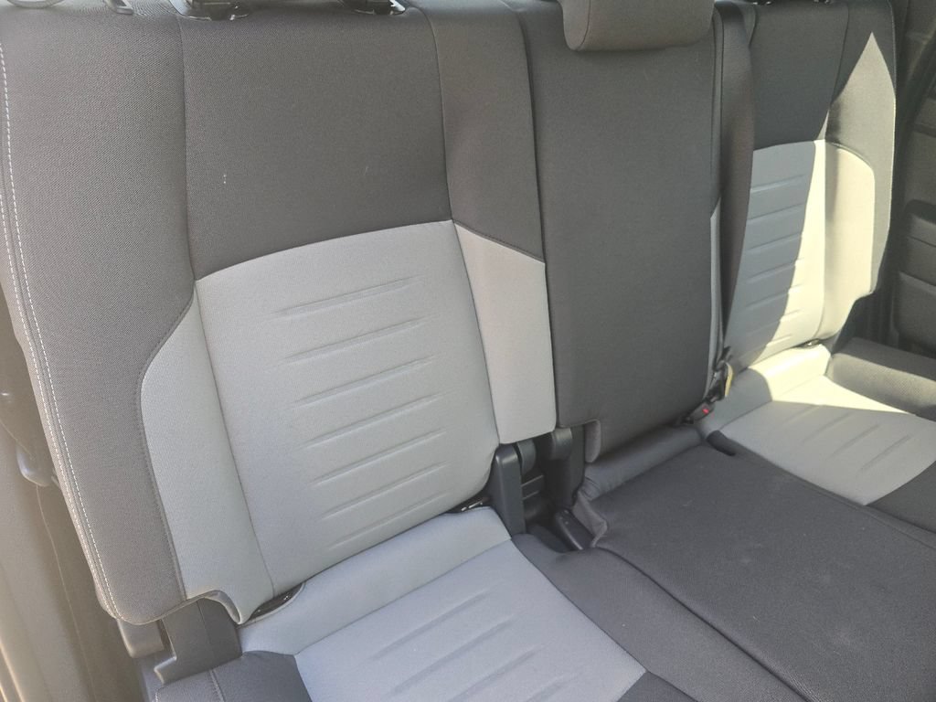 Used 2025 Toyota Tacoma TRD Sport AWD/4WD image 19