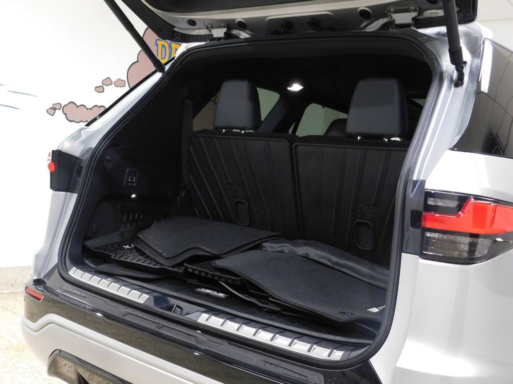 Used 2025 Lexus TX 500h AWD image 82