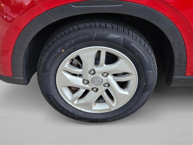 Used 2021 Hyundai Venue SE FWD image 22