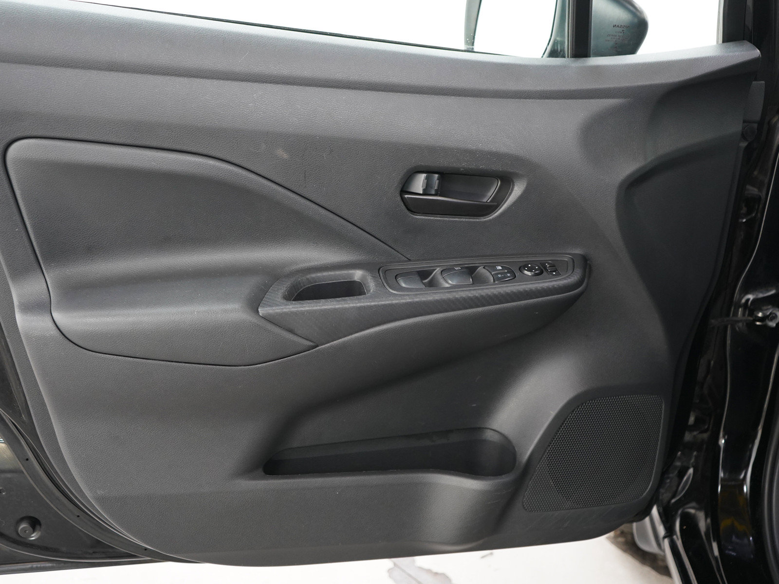 Used 2021 Nissan Versa S FWD image 17