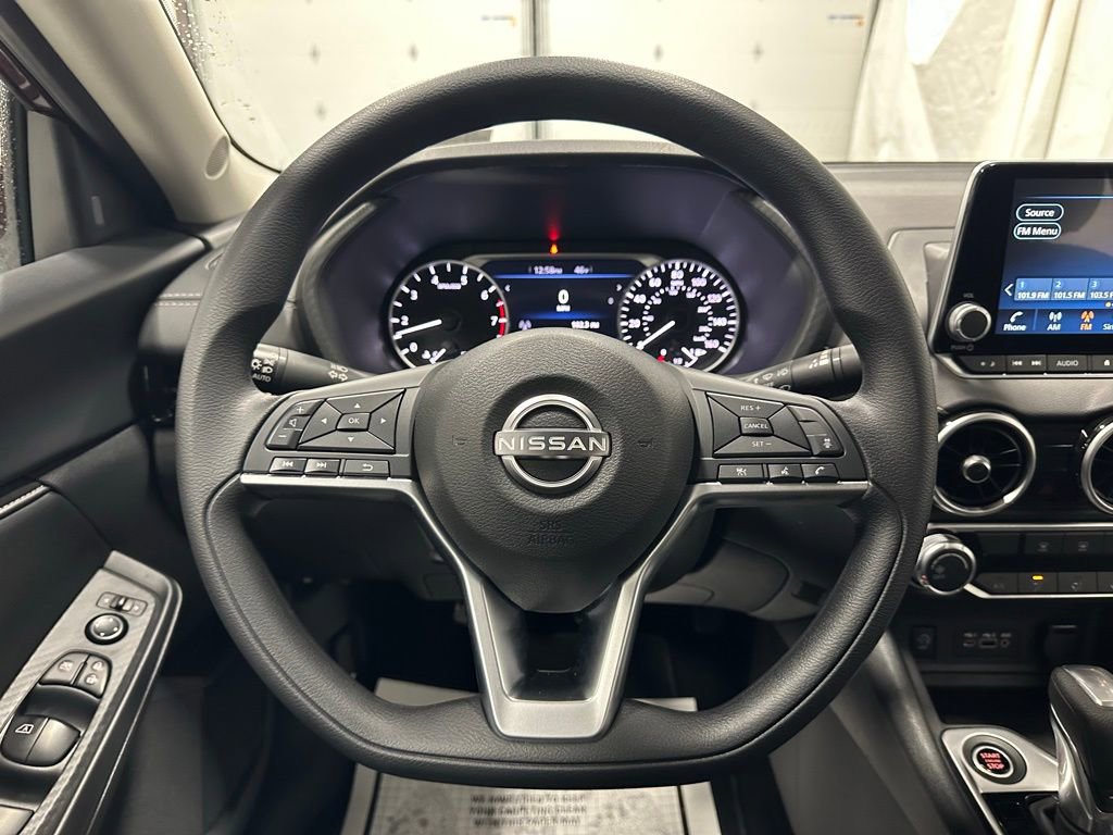Used 2025 Nissan Sentra SV FWD image 18