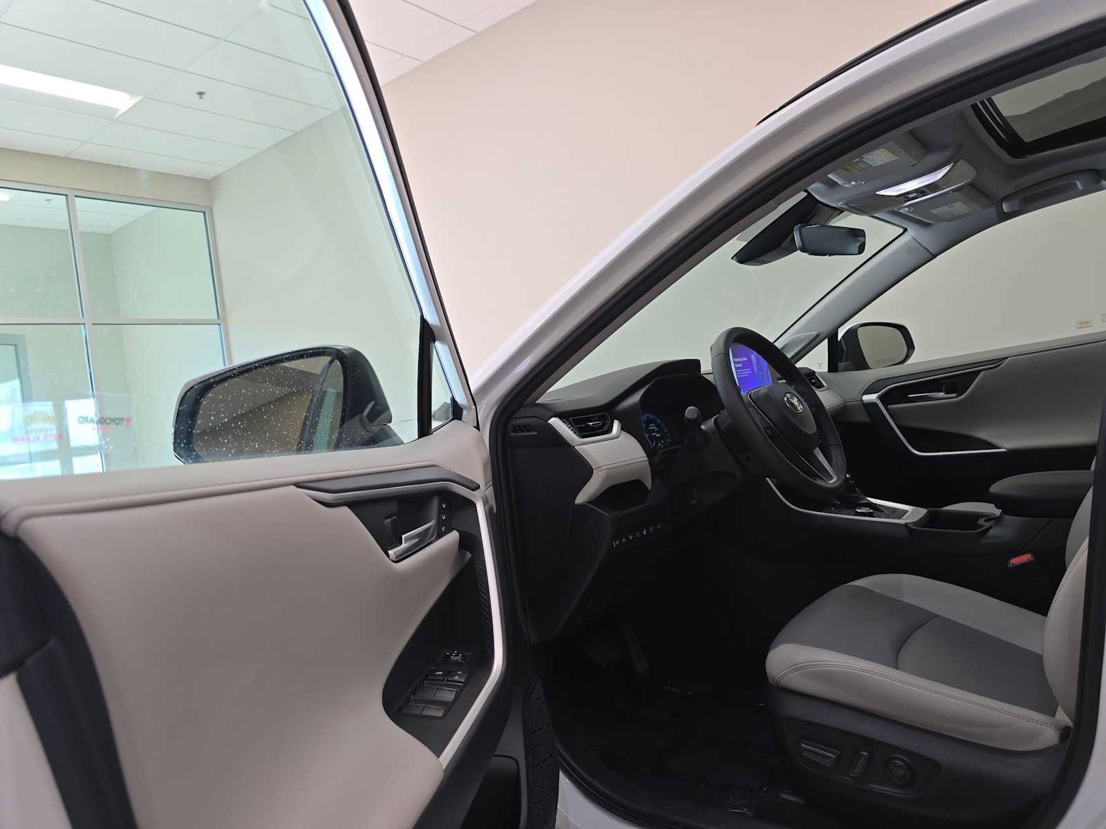 Certified 2023 Toyota RAV4 Limited AWD/4WD image 23