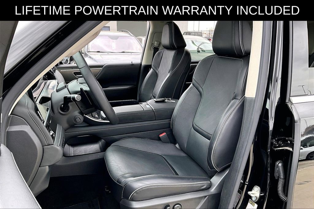 Certified 2025 INFINITI QX80 Luxe image 33