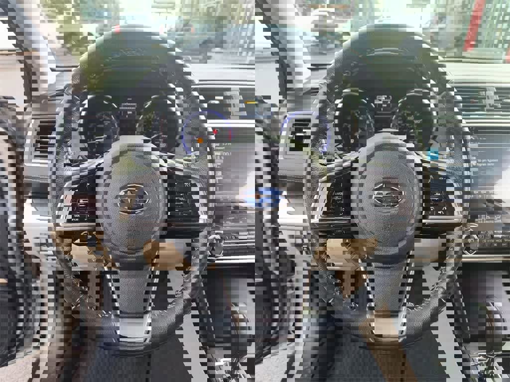 Used 2018 Subaru Outback 3.6R Limited image 14