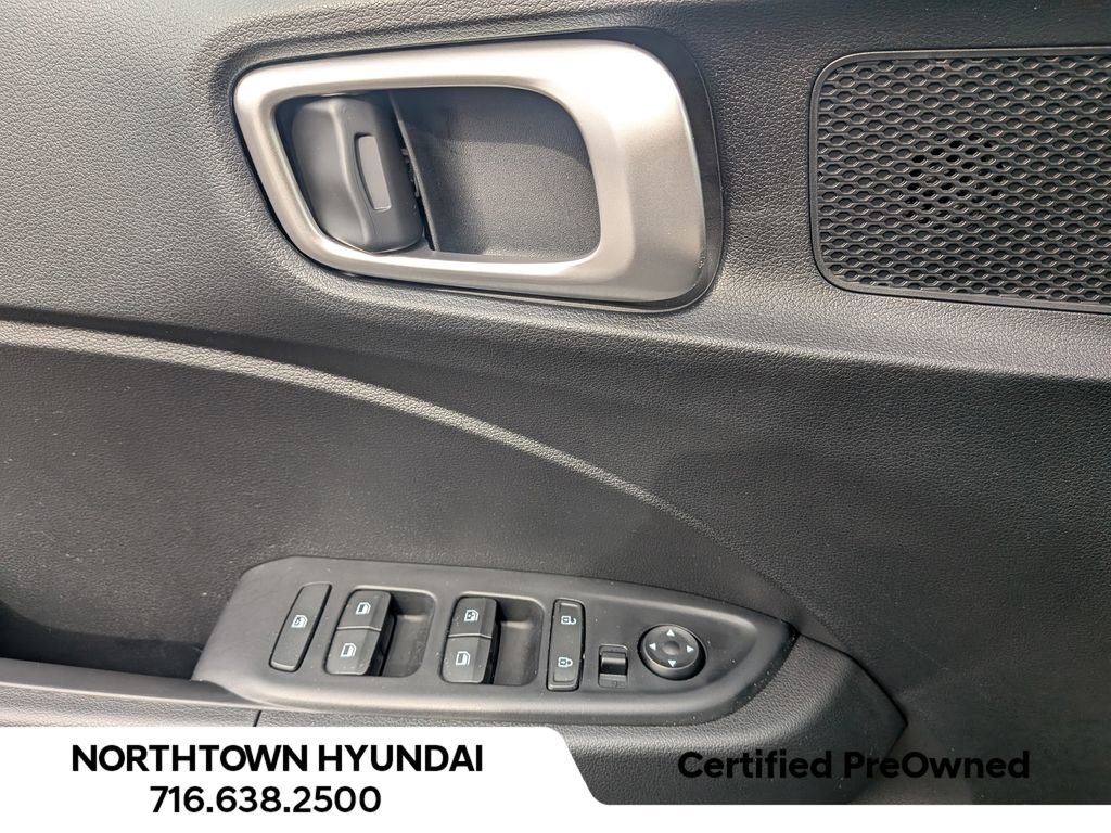 Certified 2026 Hyundai Venue SEL image 31