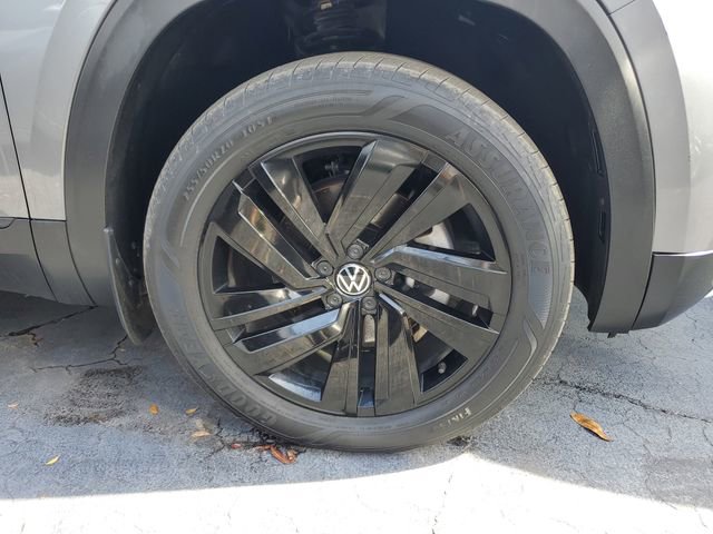Used 2022 Volkswagen Atlas Cross Sport SE image 5