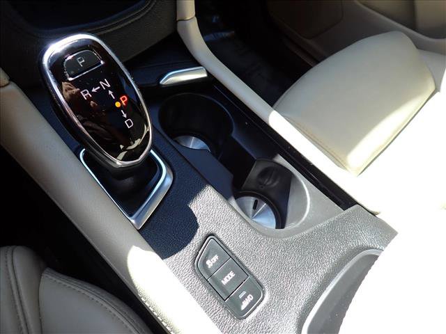 Used 2018 Cadillac XT5 Luxury w/ Driver Awareness Package AWD/4WD image 19