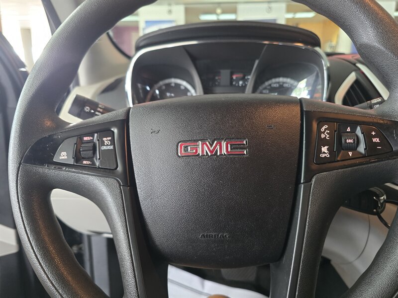 Used 2017 GMC Terrain SLE FWD image 30