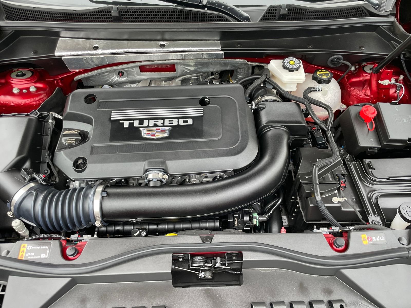 Used 2025 Cadillac XT4 Sport image 23