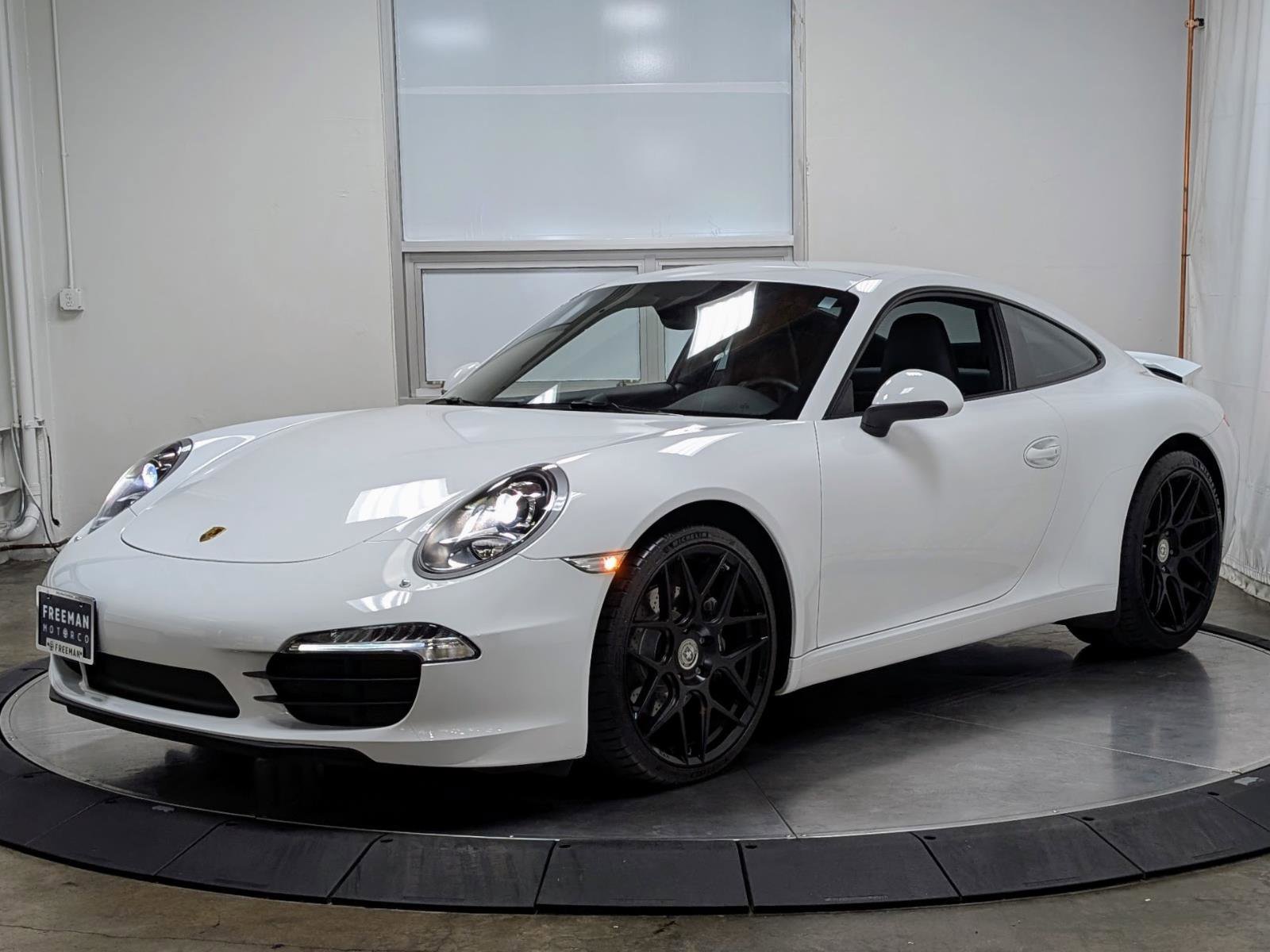 Used 2013 Porsche 911 Carrera RWD image 4