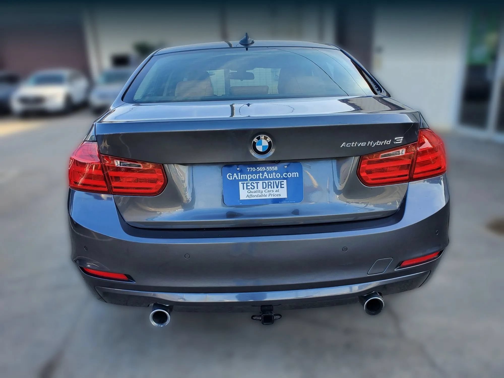 Used 2015 BMW ActiveHybrid 3 w/ Technology Package RWD image 6