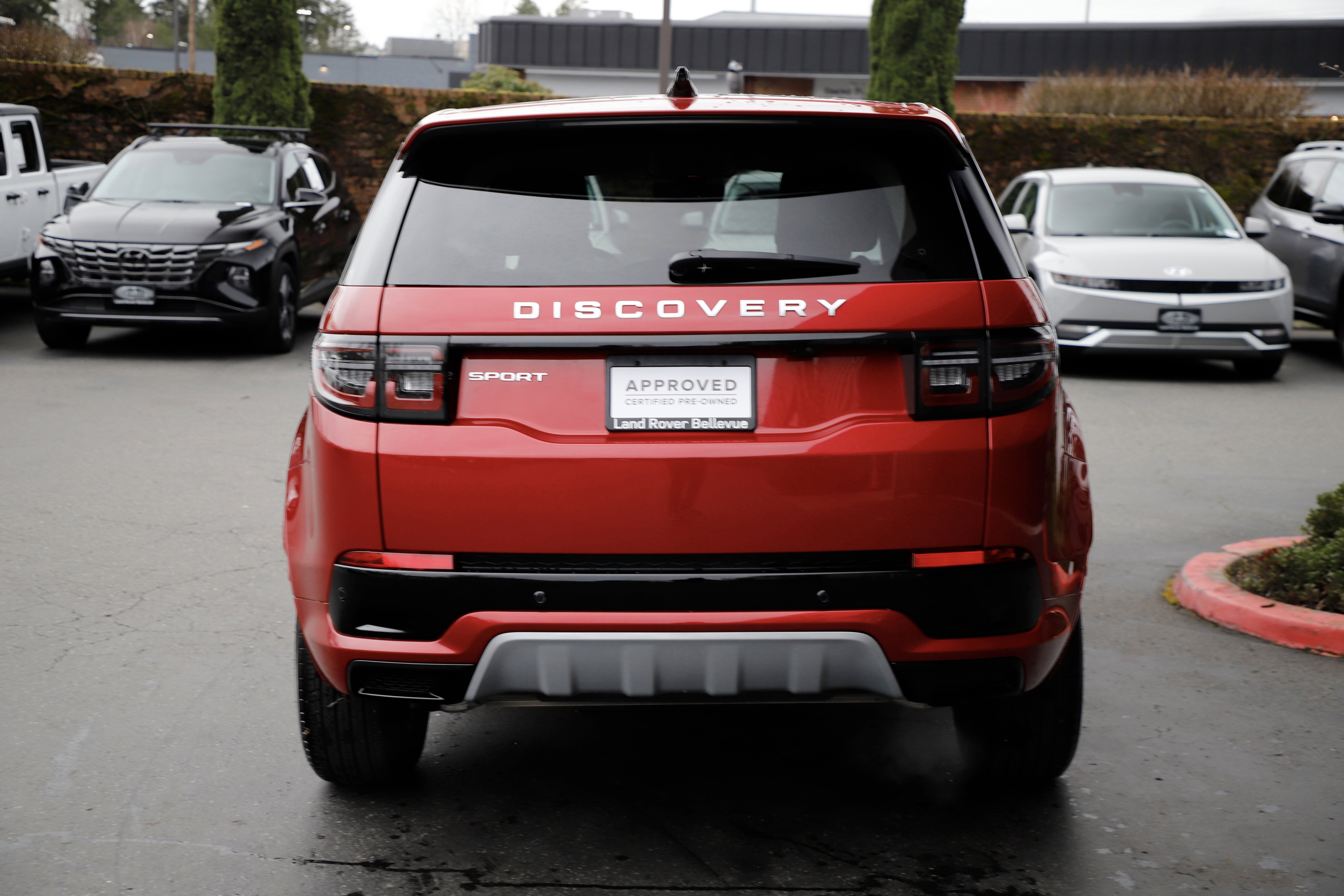 Certified 2025 Land Rover Discovery Sport S image 7