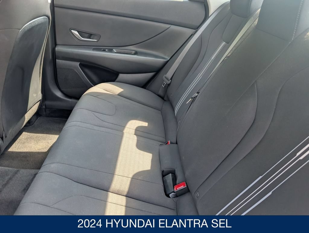 Certified 2024 Hyundai Elantra SEL FWD image 16