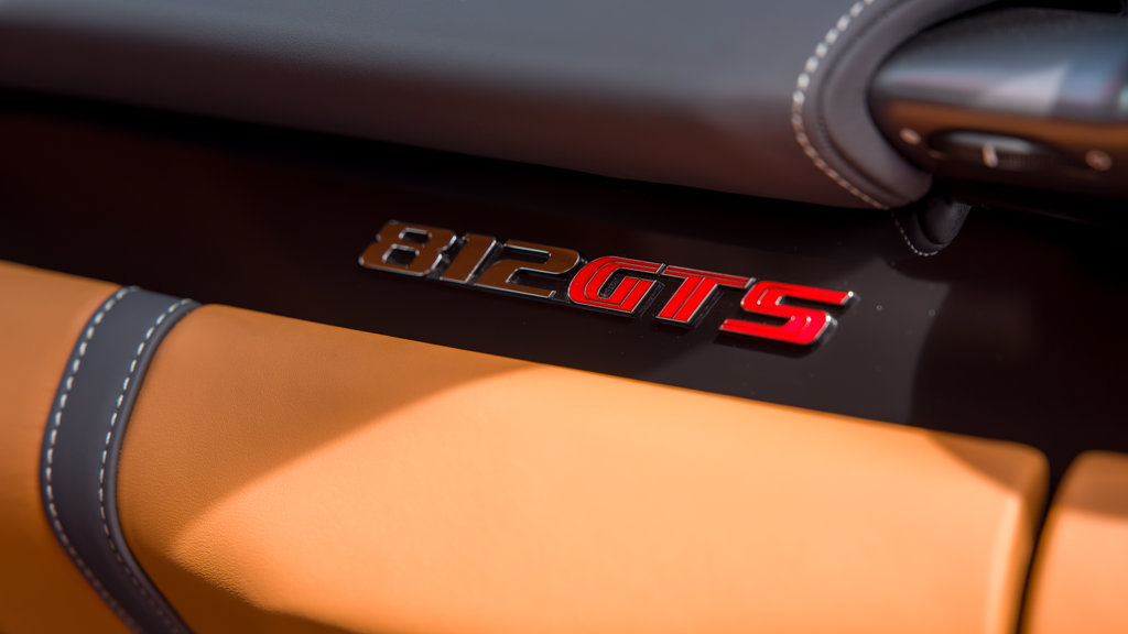Used 2021 Ferrari 812 GTS RWD image 25